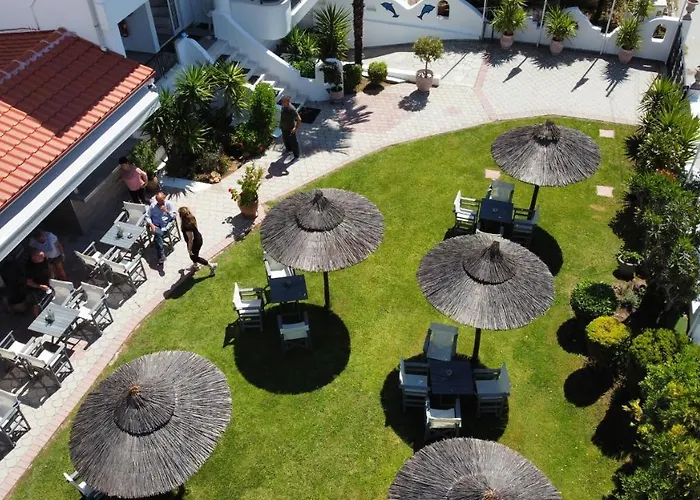 阿塞玛瑞斯公寓 *