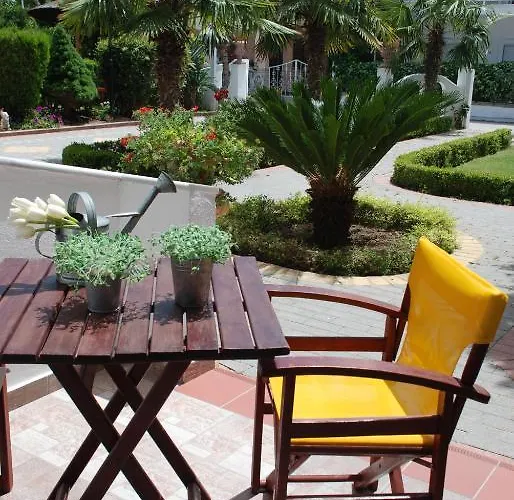 Assamaris Apartman *